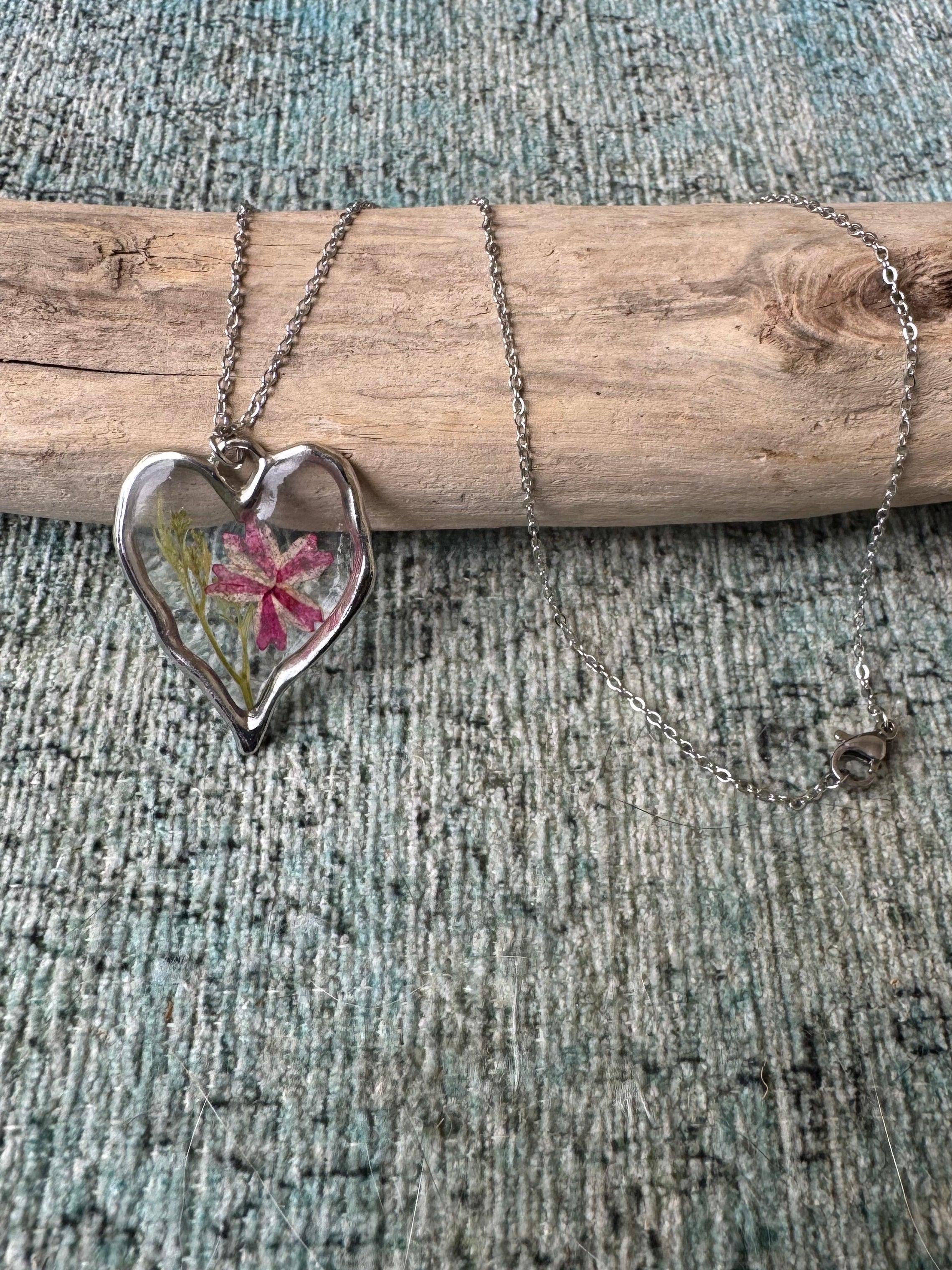 Burgundy Breeze Silver Necklace