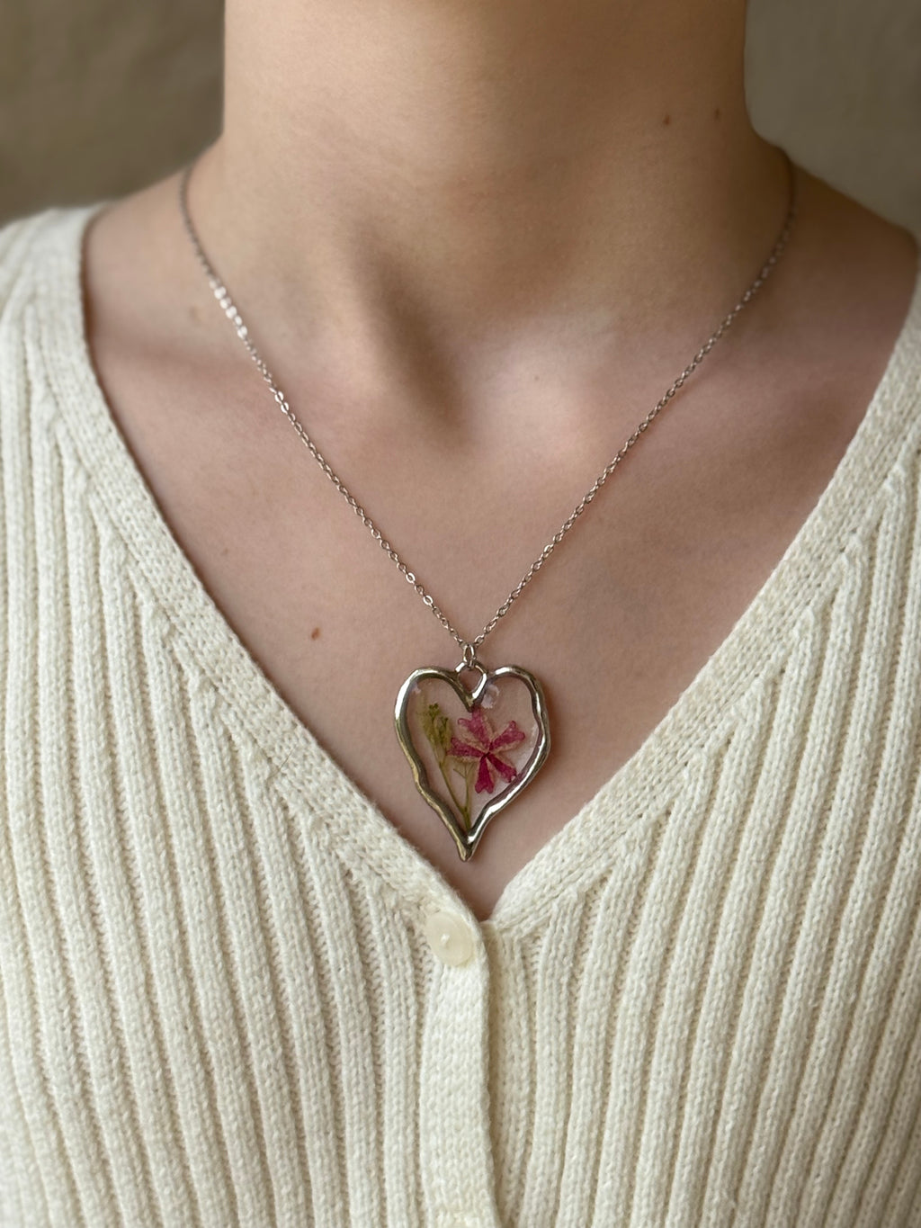 Burgundy Breeze Silver Necklace