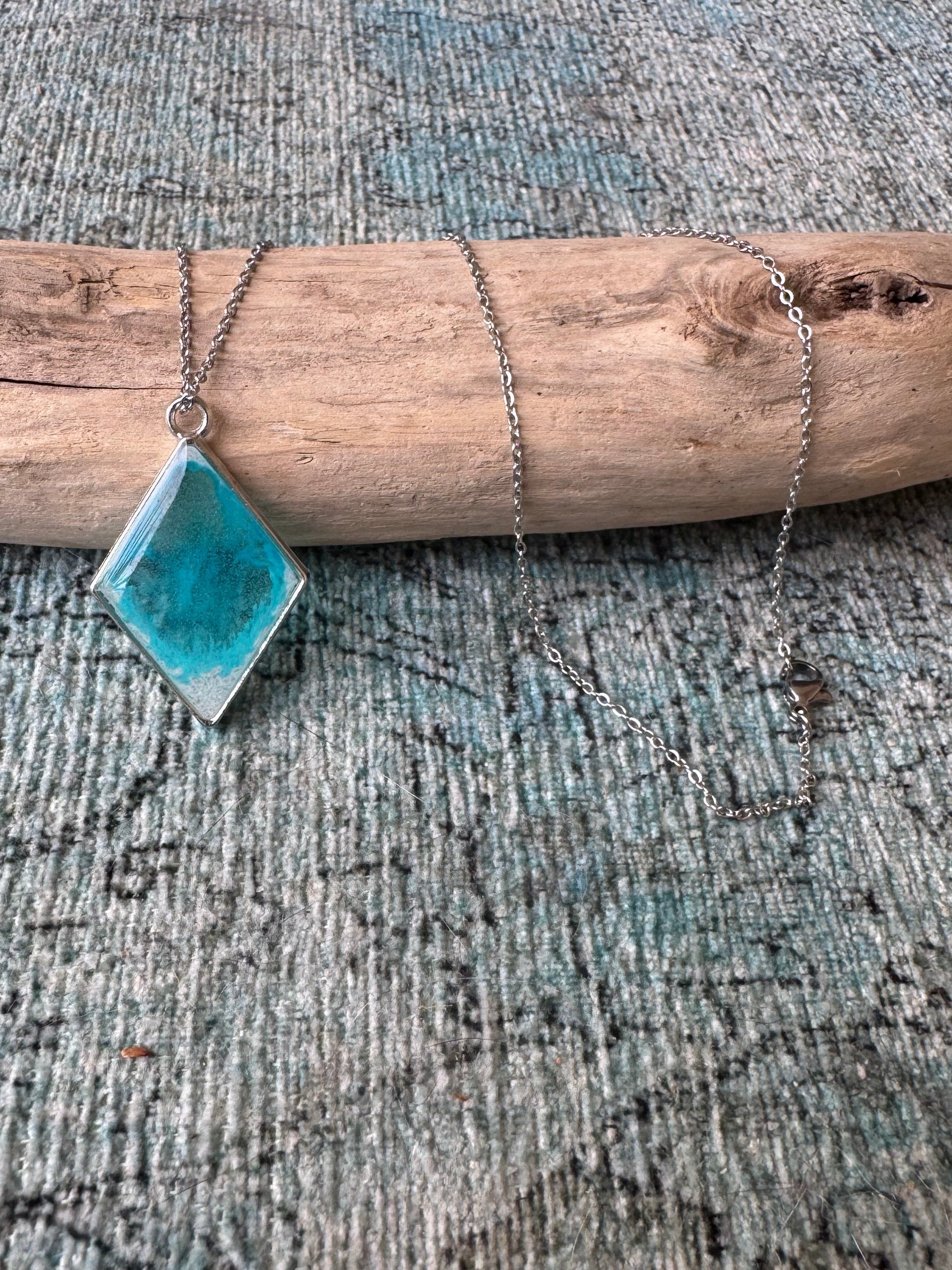 Bahama Breeze Silver Necklace