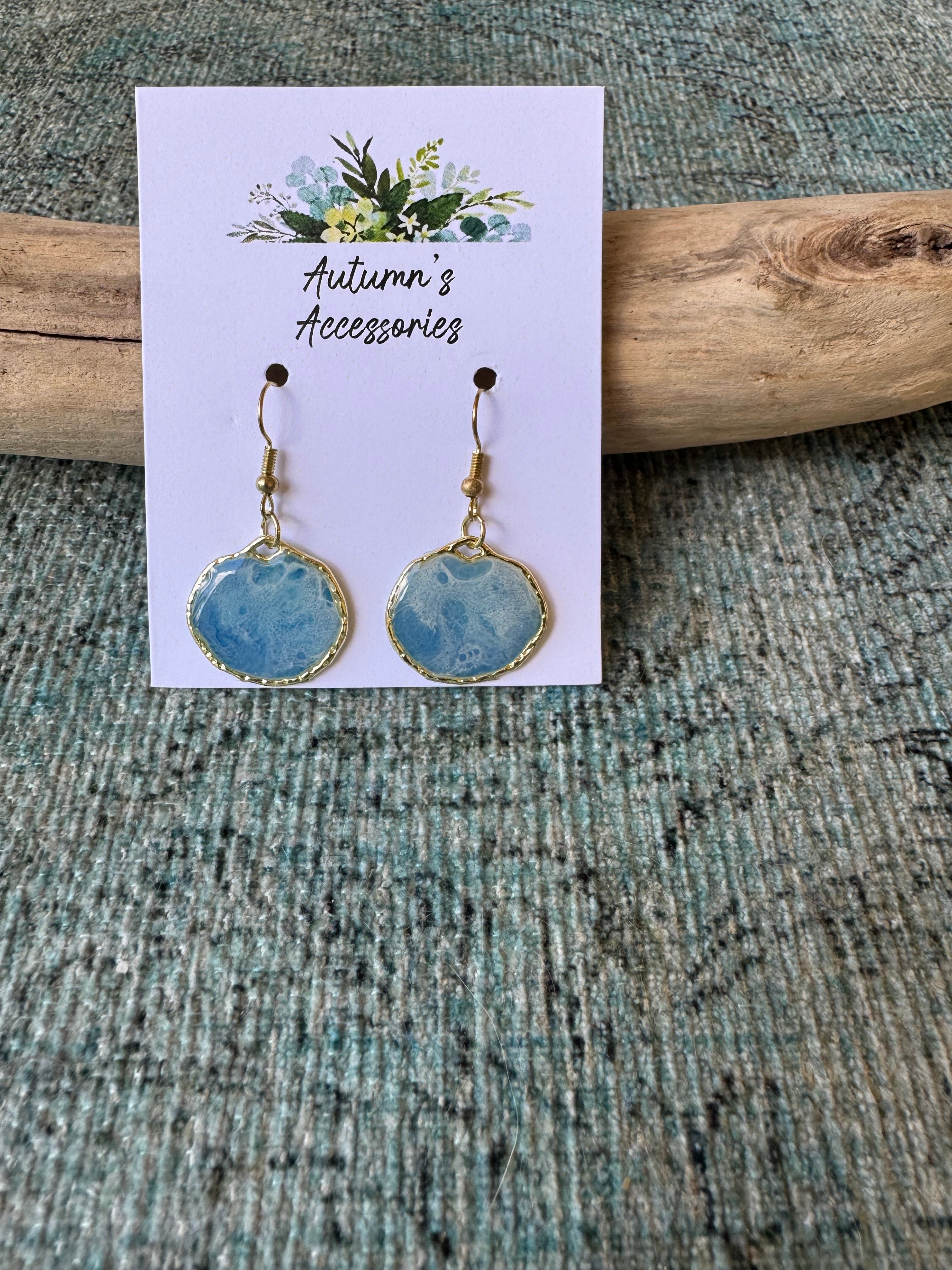 Moody Waves Gold Earrings