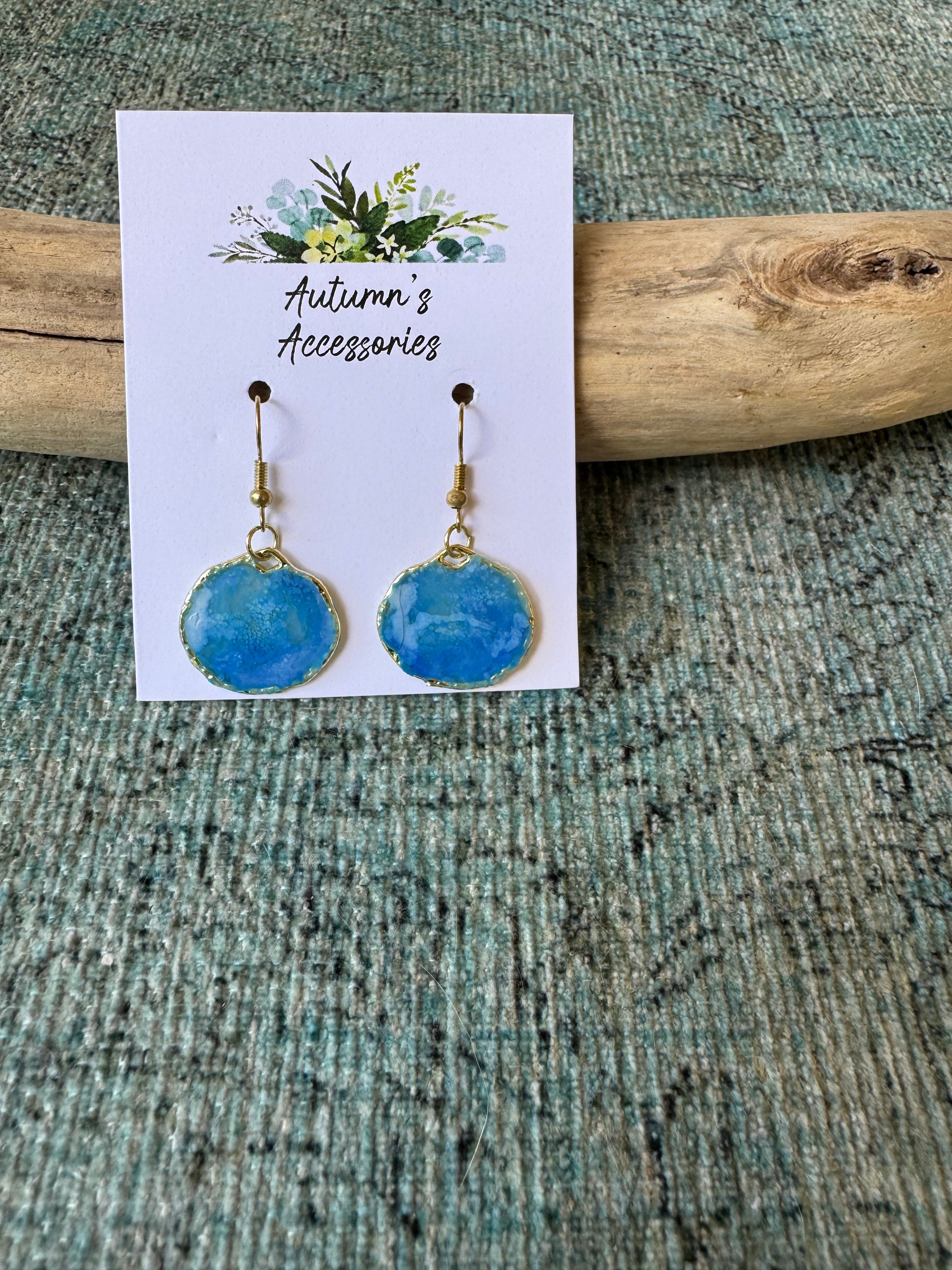 Moody Waves Gold Earrings