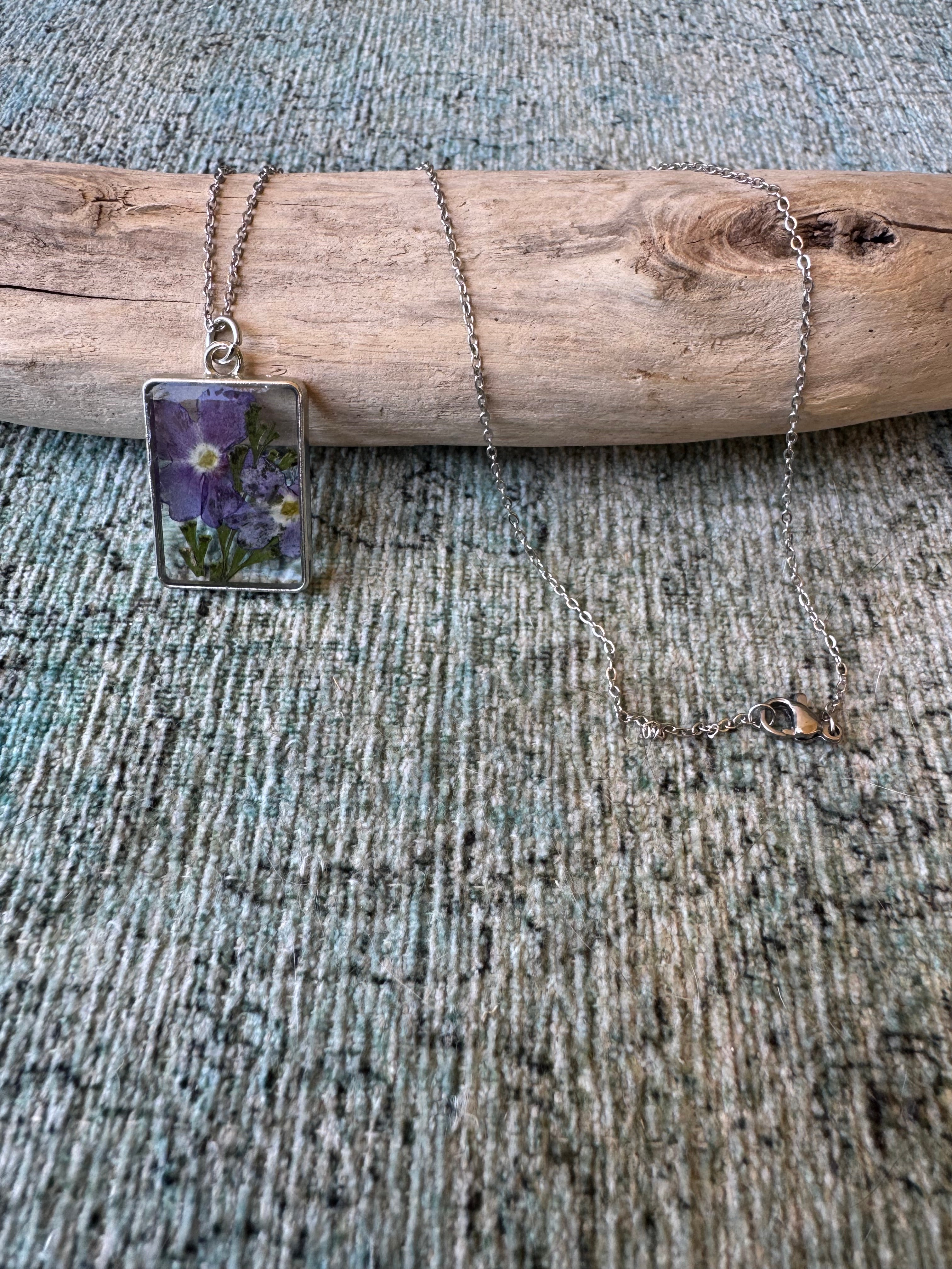 Timeless Flora Silver Necklace