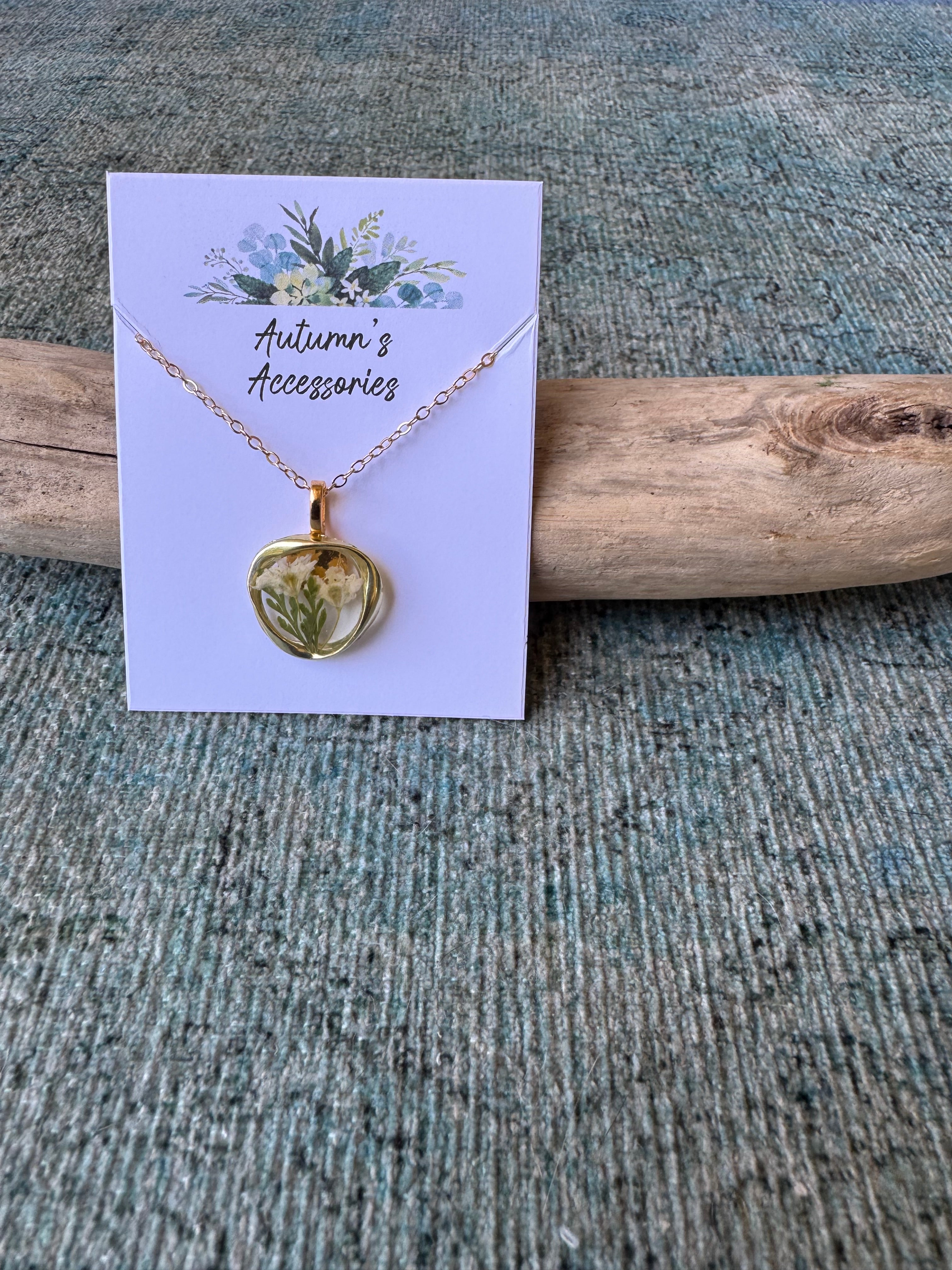 Timeless Petals Gold Necklace