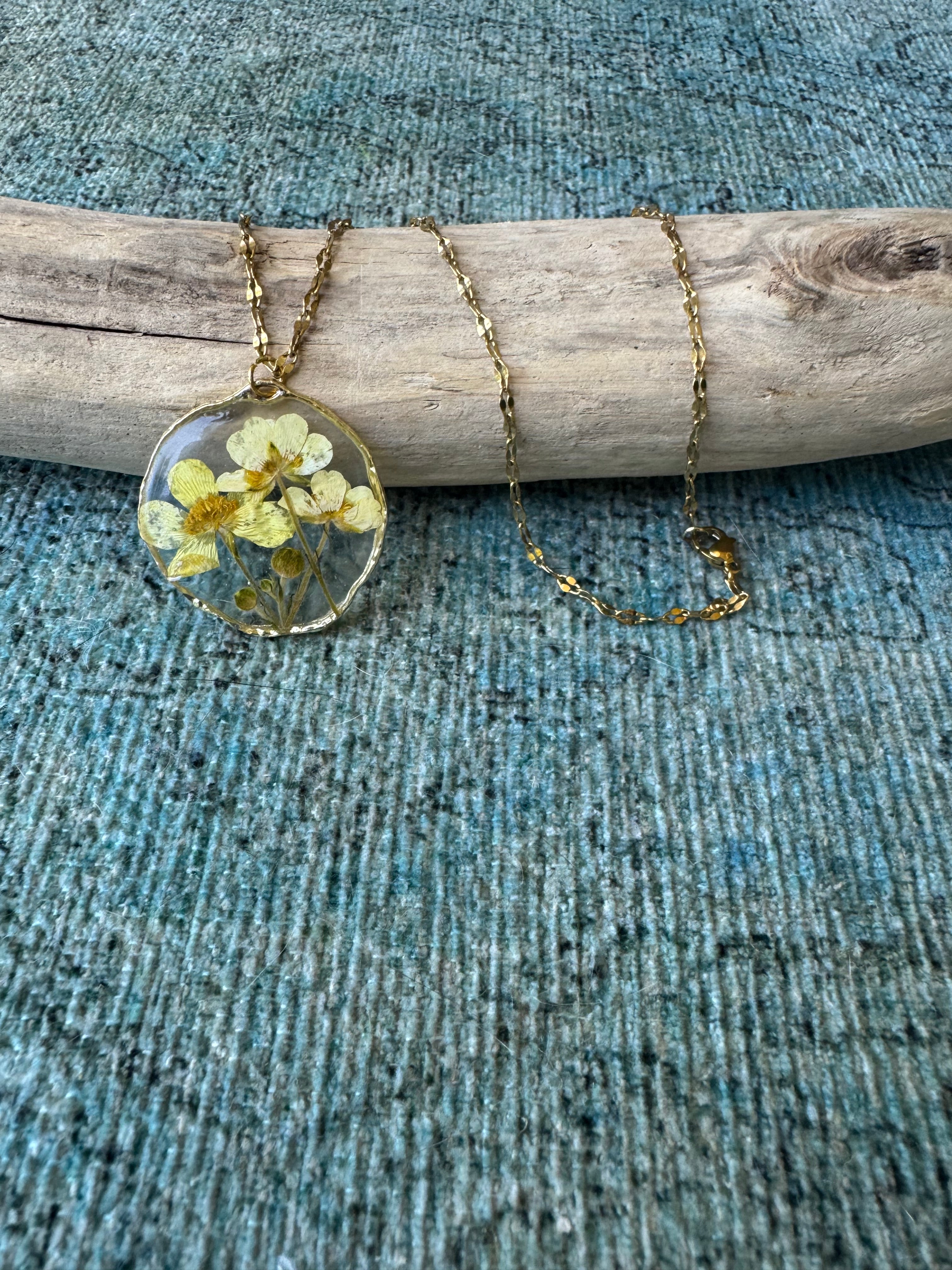Mellow Yellow Gold Necklace
