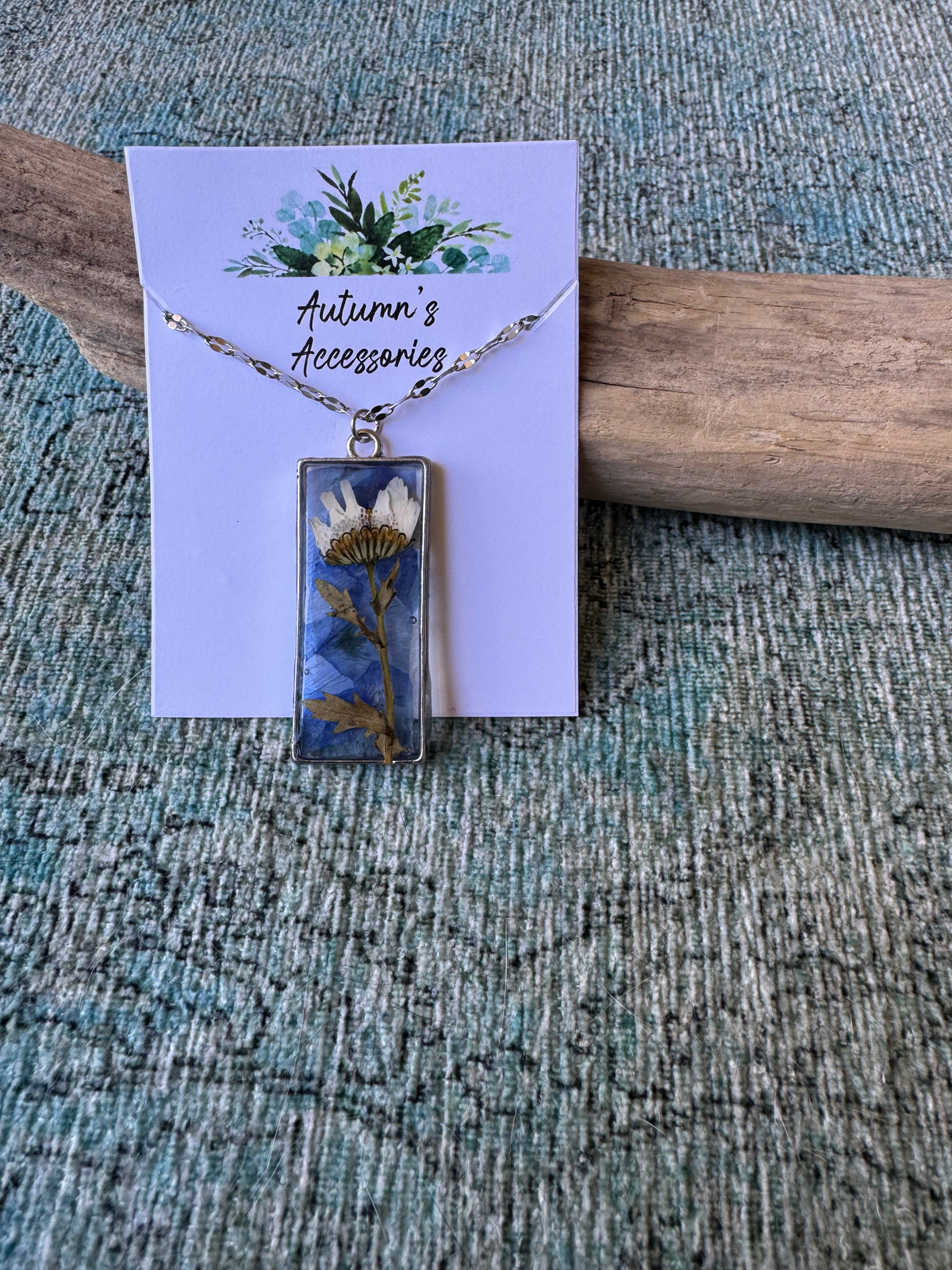 Daisy Dewdrop Silver Necklace