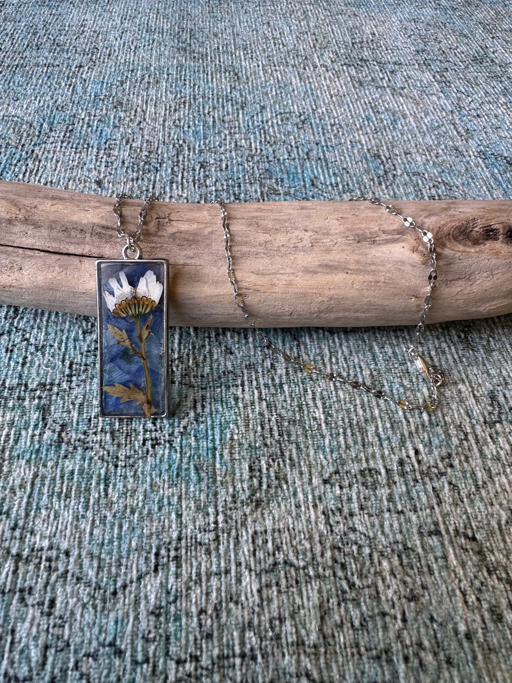 Morning Bloom Silver Necklace