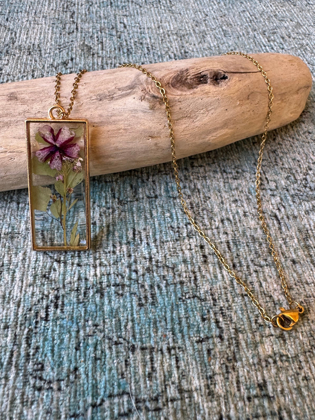 Crimson Crush Gold Necklace