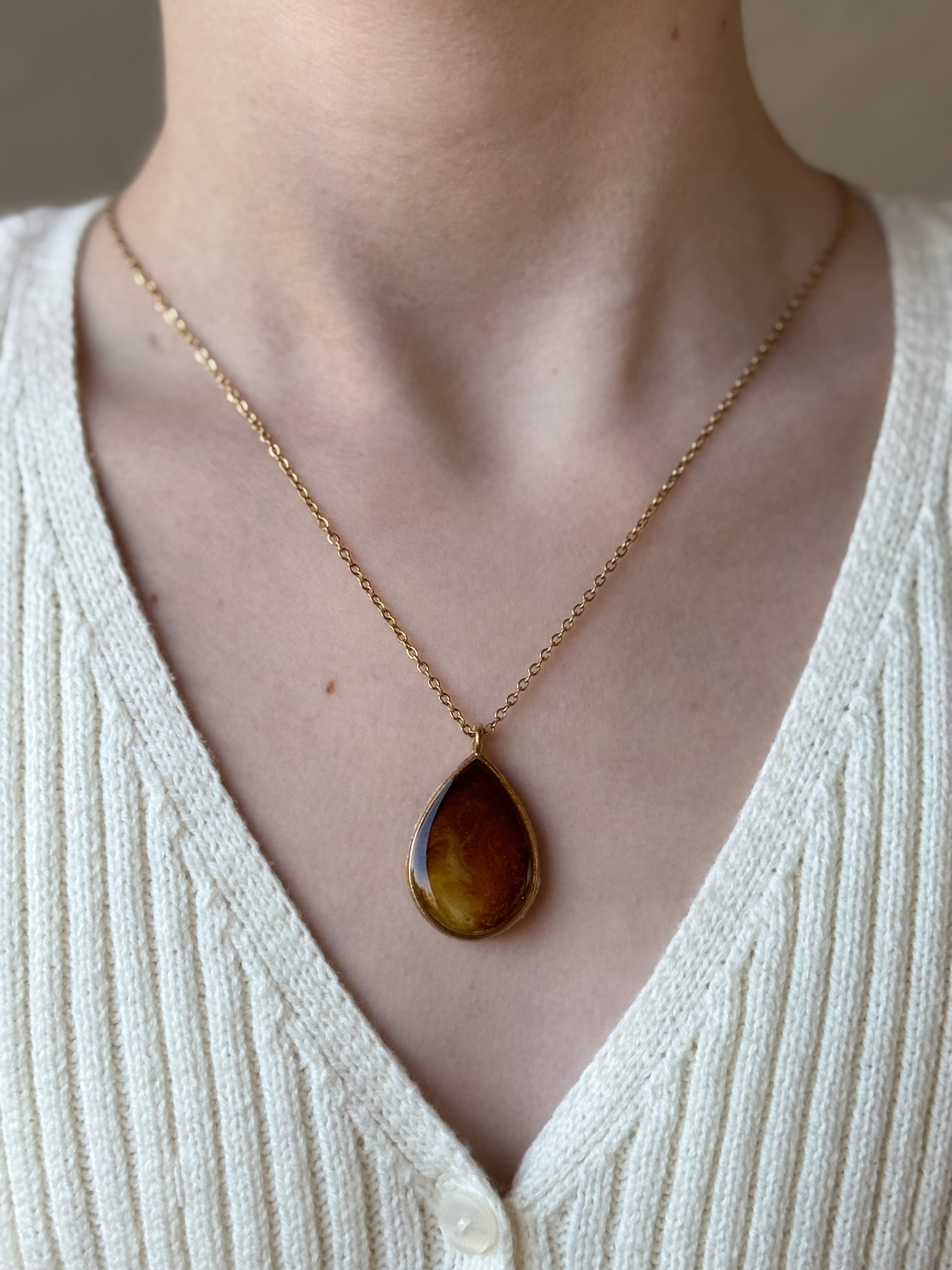 Saturn Spark Gold Necklace