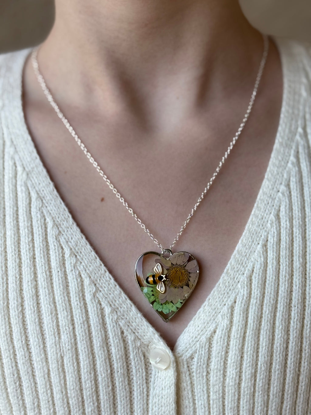 Spring Bee Silver Necklace