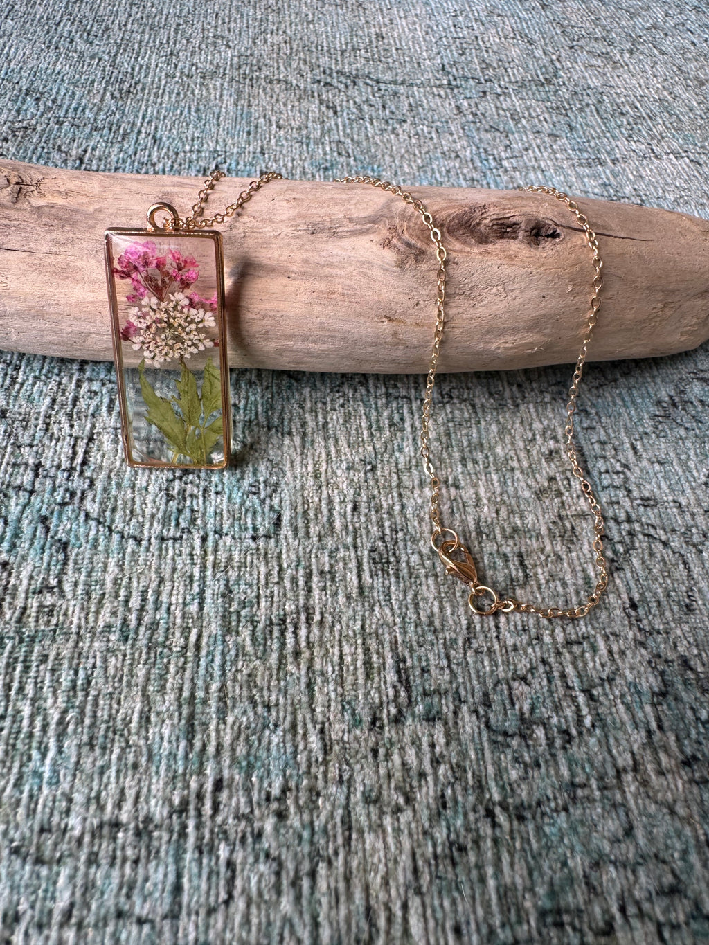 Dandelion Drift Gold Necklace