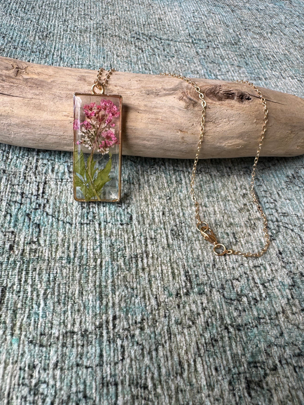 Dandelion Drift Gold Necklace