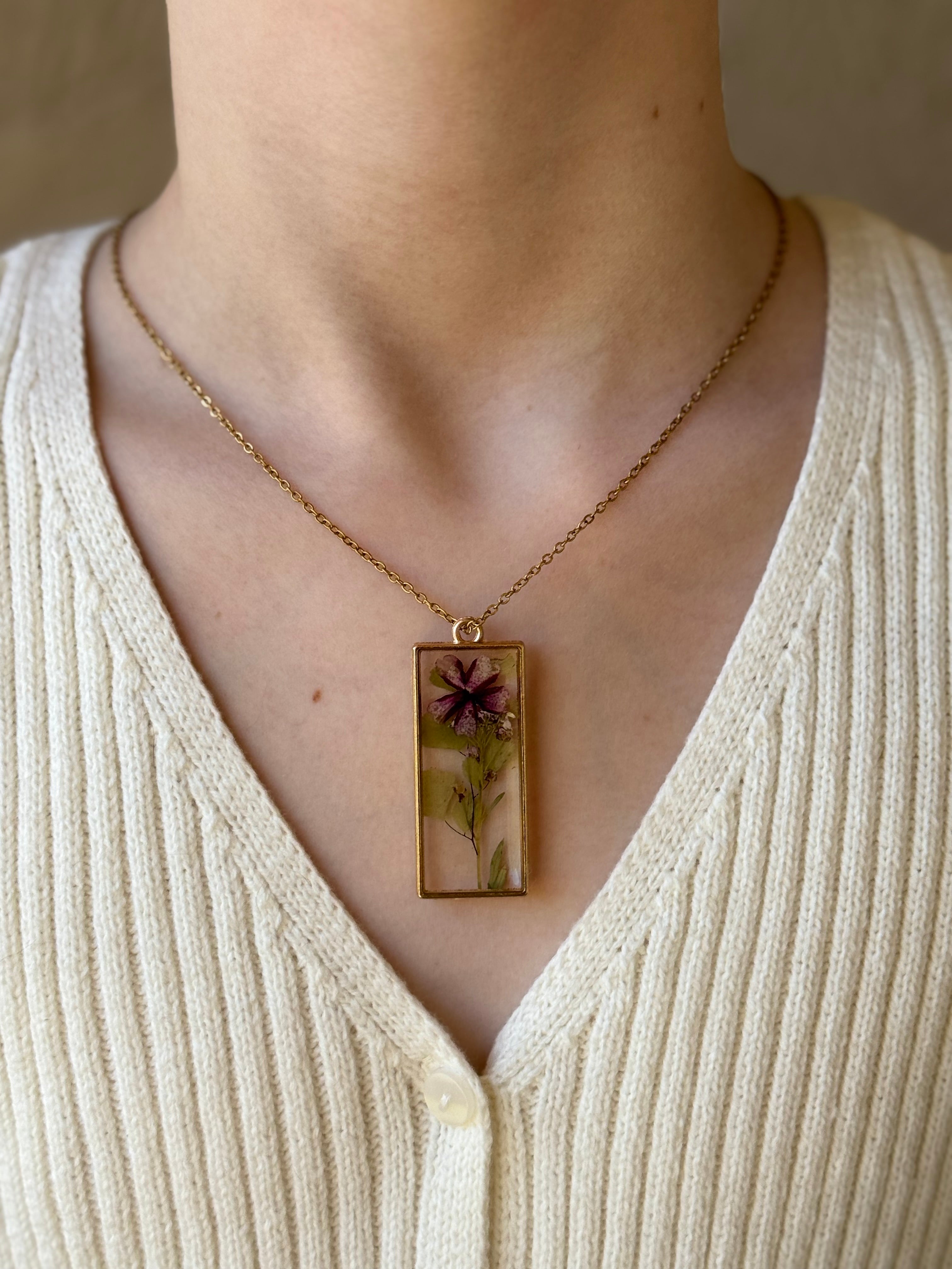 Crimson Crush Gold Necklace