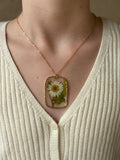 Dazzling Daisy Gold Necklace