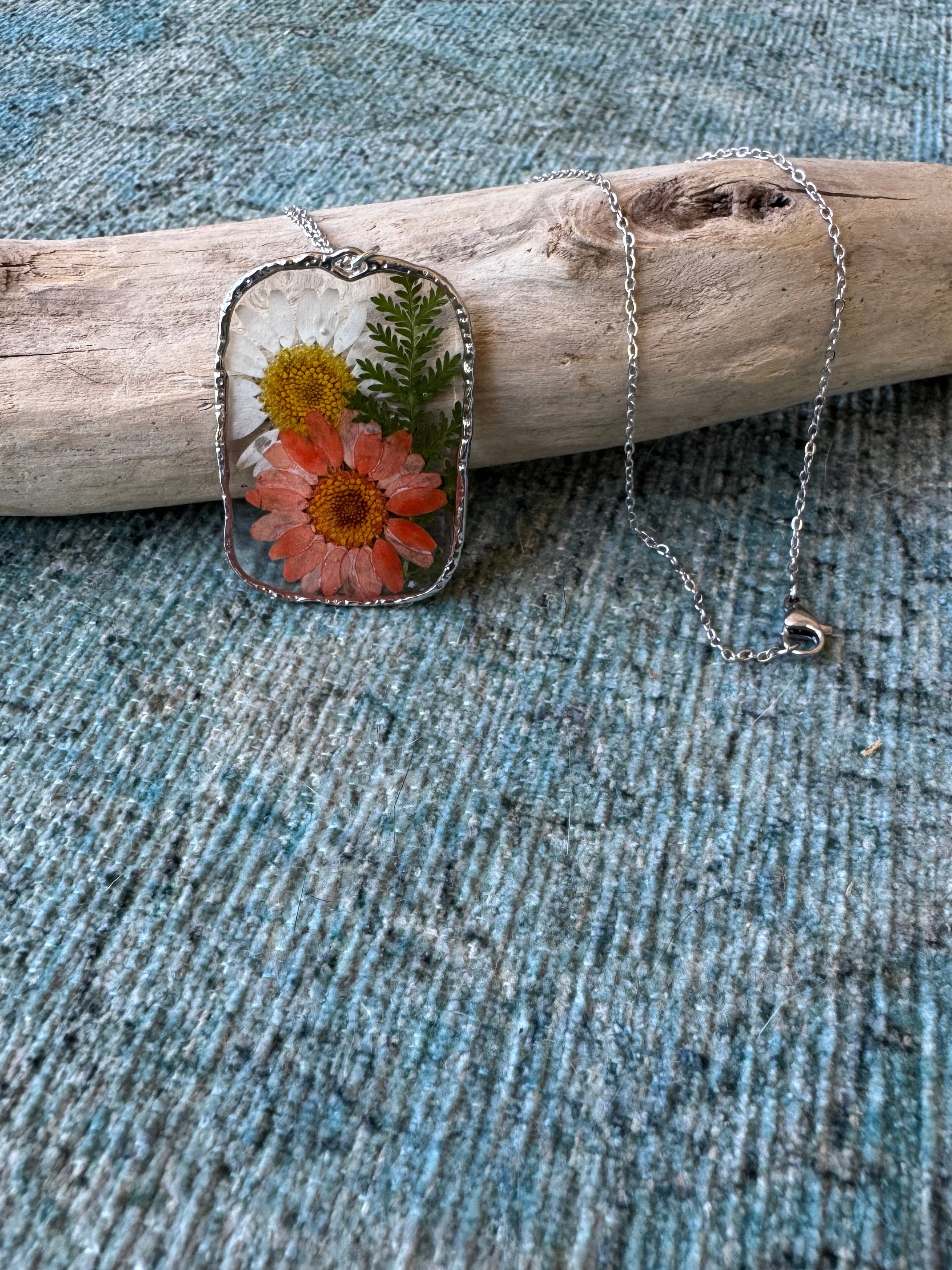 Garden Delight Silver Necklace