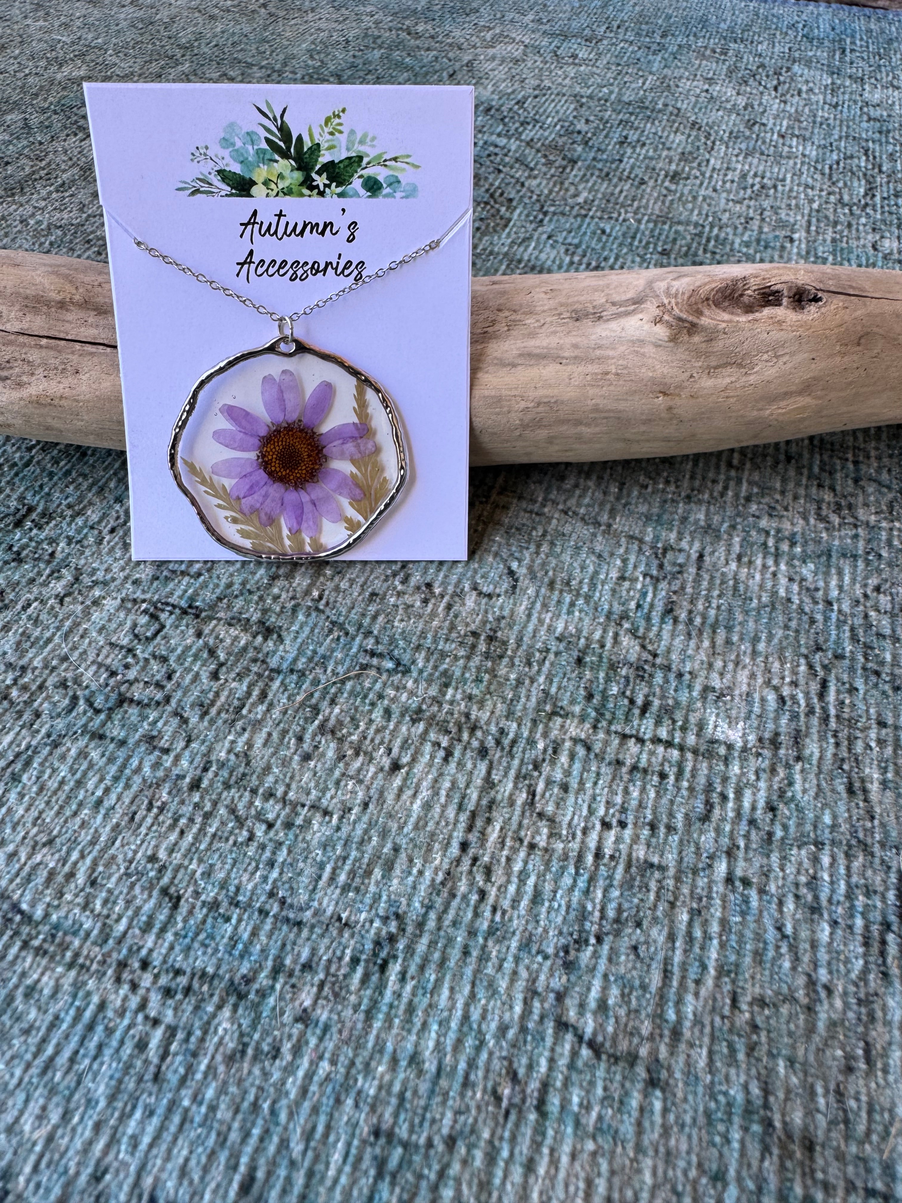 Amethyst Daisy Silver Necklace